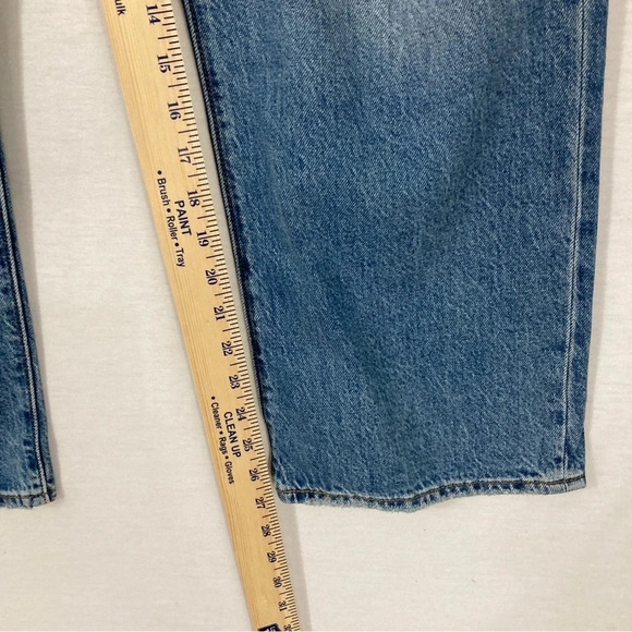 New Levi's Premium Distressed Ribcage Straight Ankle Jeans size 32 - Picture 7 of 10